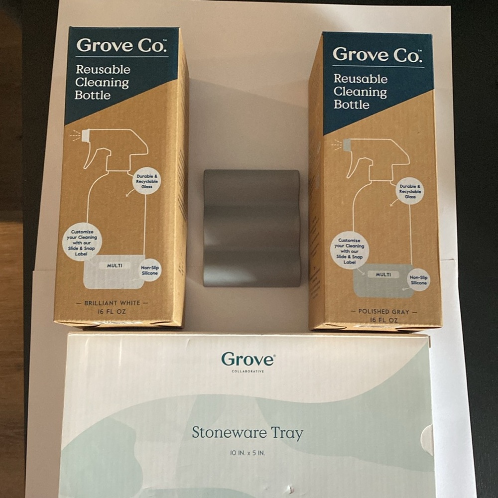 Grove Co. Set 2 Brand new spray bottles and ceramic tray + gray wavy soap dish
